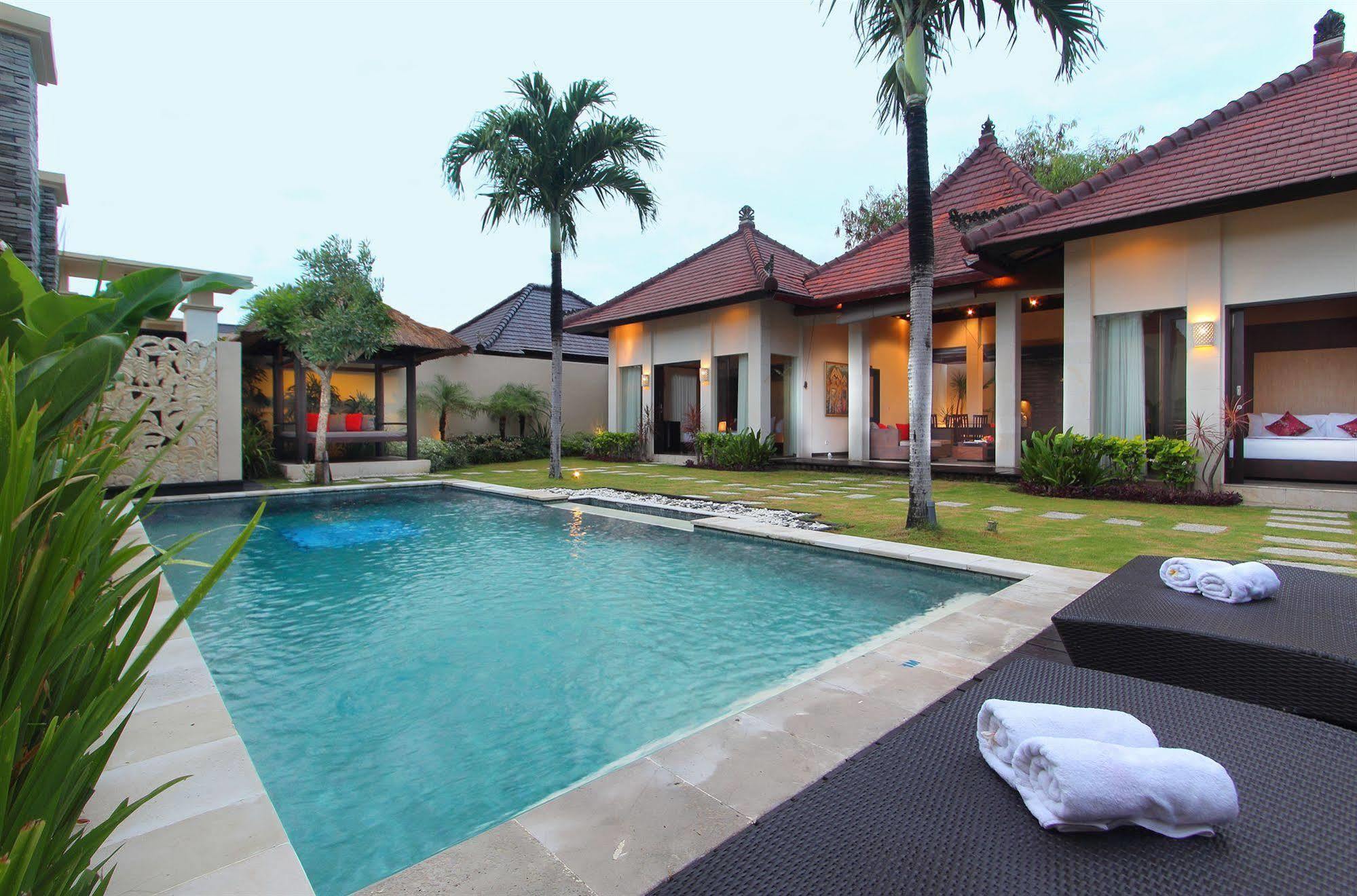Rc Villas And Spa Bali Seminyak Exterior foto